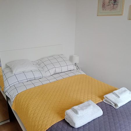 Apartament Dwupokojowy Островец-Свентокшиский Экстерьер фото